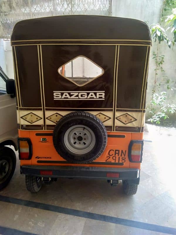 Sazgar Deluxe Rickshaw 2023 six seater 2