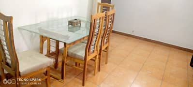 dinning table 4 chair