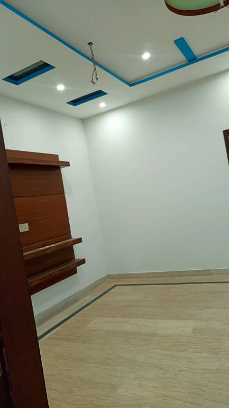 5 marla lower portion for rent in johar town for Family and Silent office (Call center + Software house) 4