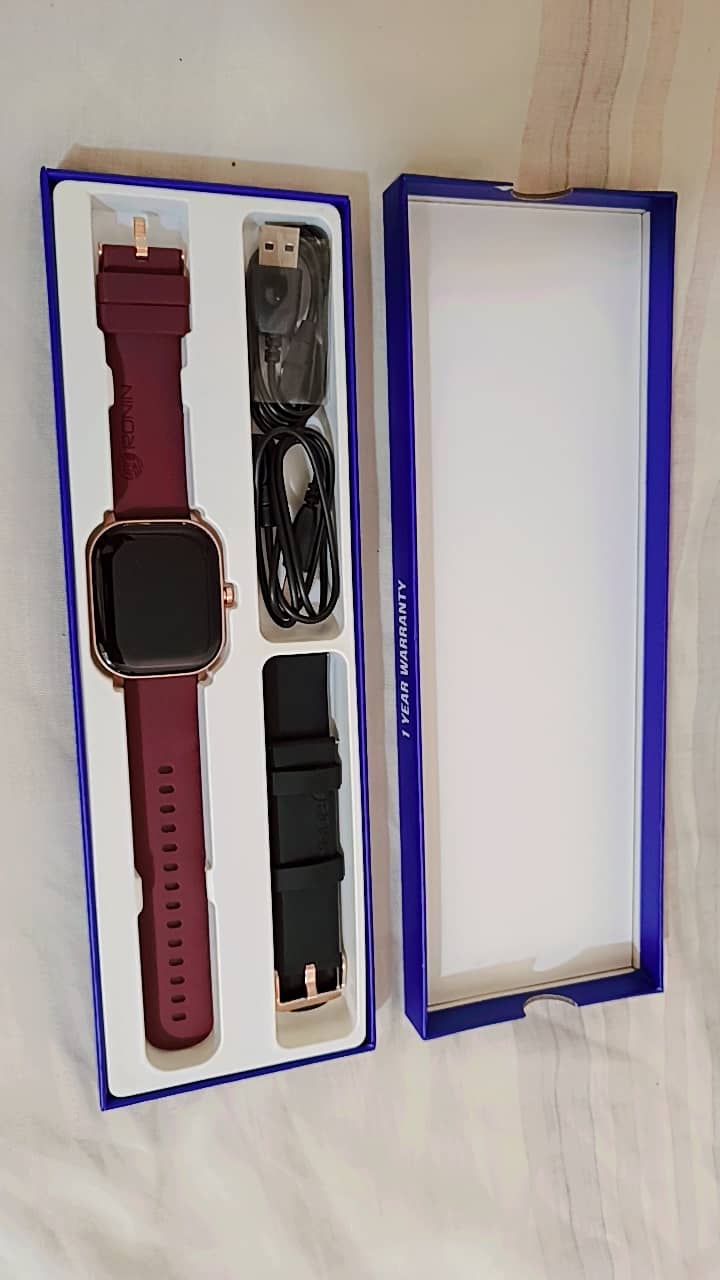 Unisexual smart watch R-06, not used even 1 time so brand new originl 4