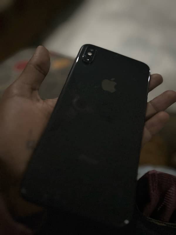 iPhone xs max 0