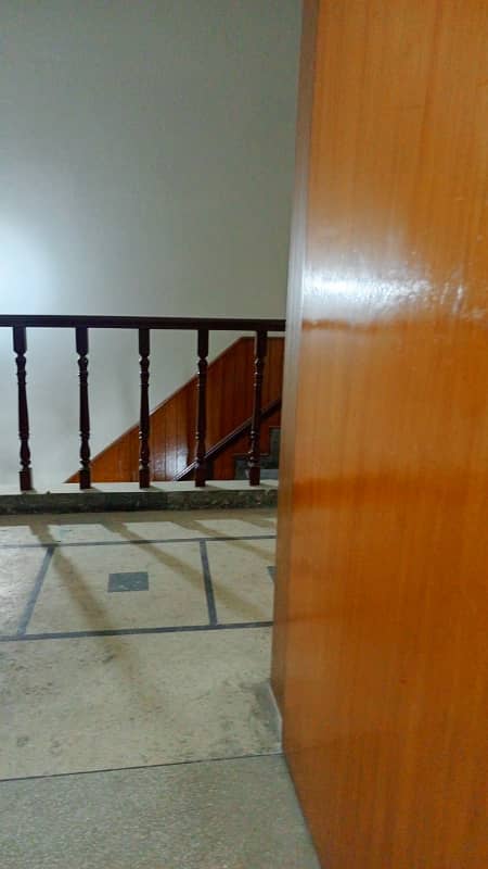 5 Marla House for Rent in johar town for Family and Silent office (Call center + Software house 12