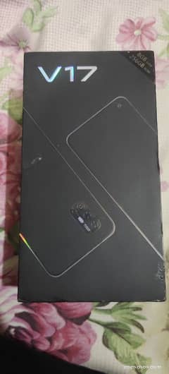 Vivo v17 8/256 for sale. . . !