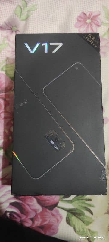 Vivo v17 8/256 for sale. . . ! 0