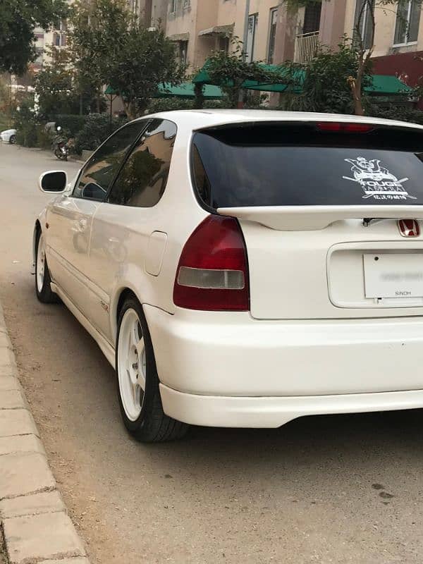 Honda Civic Hatchback 1997 5