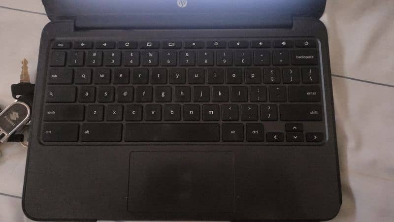 hp Chromebook good for online work 3