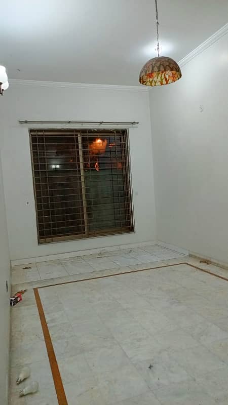 10 Marla House for Rent in johar town for Family and Silent office (Call center + Software house 5