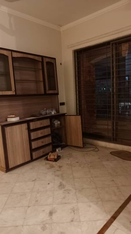 10 Marla House for Rent in johar town for Family and Silent office (Call center + Software house 7