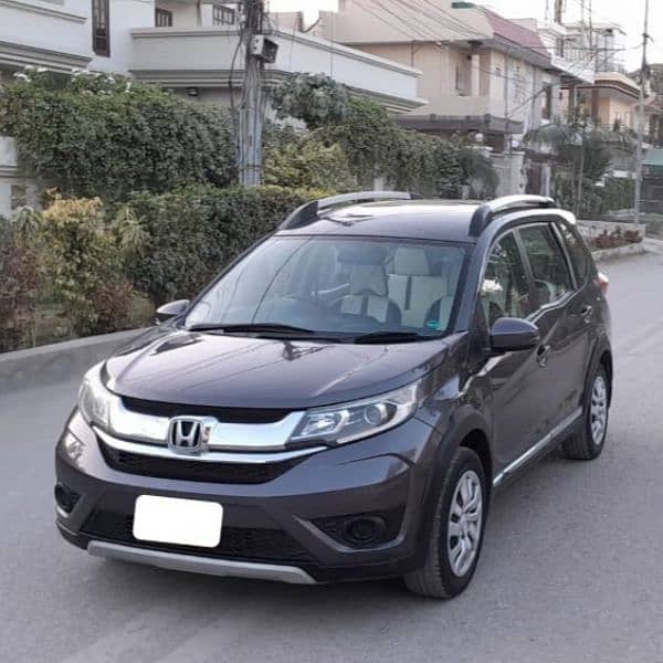 Honda BR-V 2017 i vtec 100%  Guranteed original paint 1