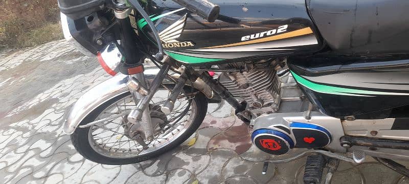 Honda CG 125 Model 2013 sialkot Number 8