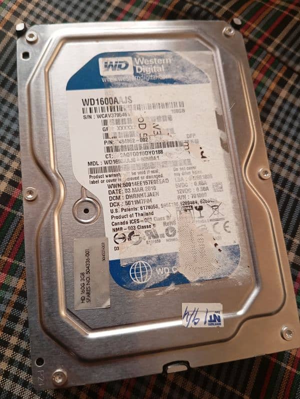 Hard drive 160 GB +  ddr3 4 GB ram 8