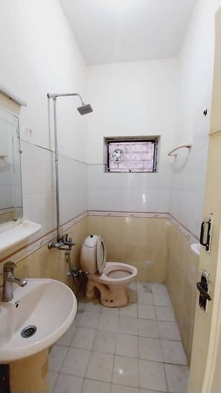 Ground + Basement For Rent G-10/1 3