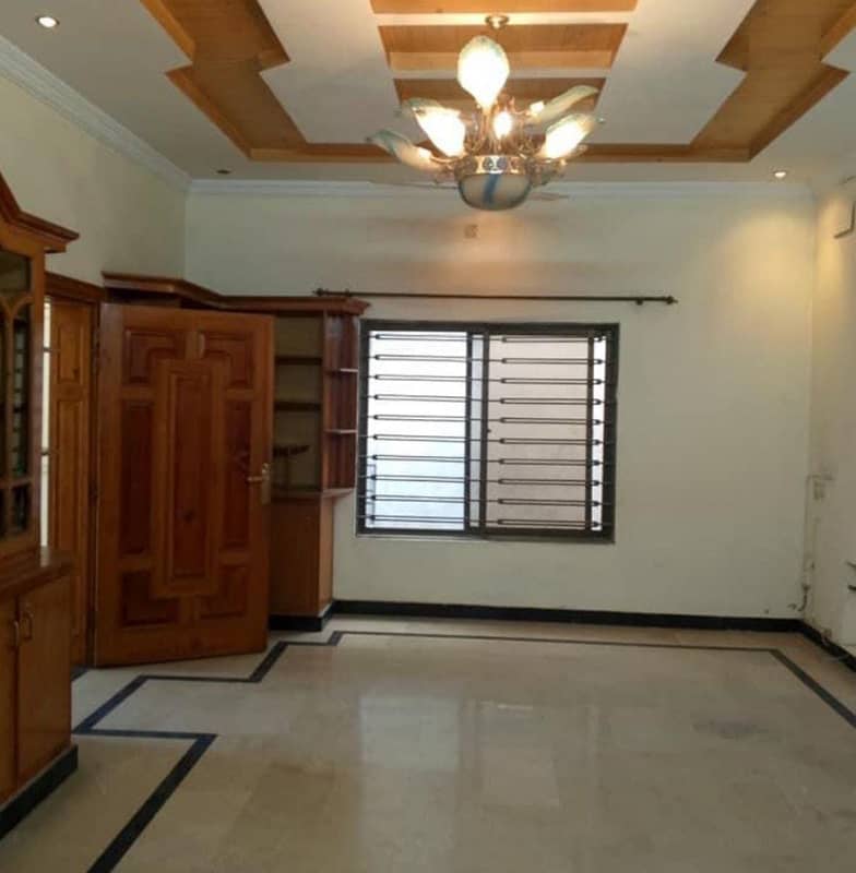 Upper Portion For Rent In G-11/1 6