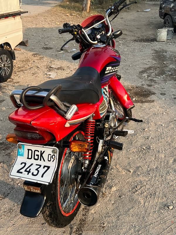 Honda deluxe 150  for sale 4