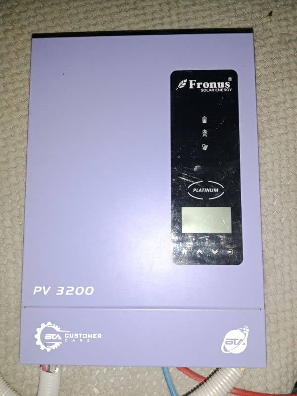 Fronus Solar inverter 3 kilo watt PV 3200 1