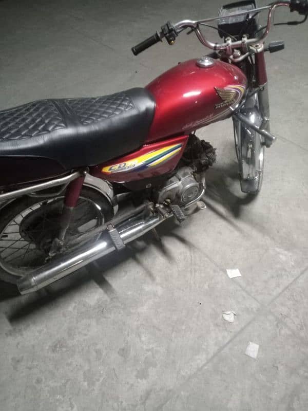 HONDA CD 70 0