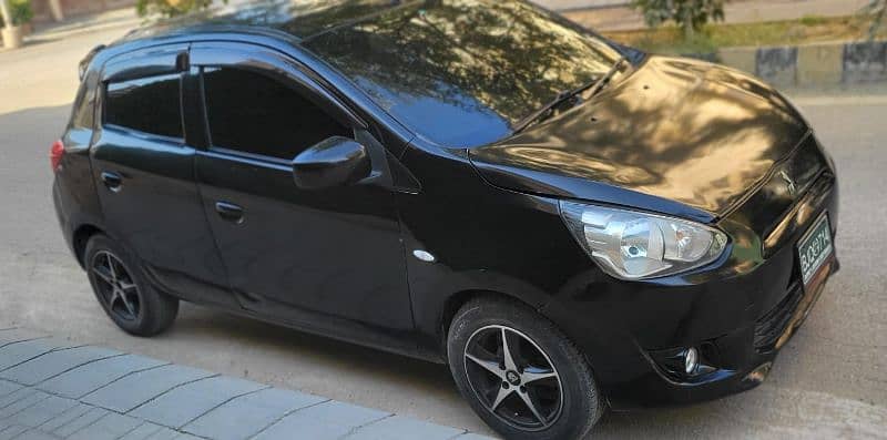 Mitsubishi Mirage 2012 3