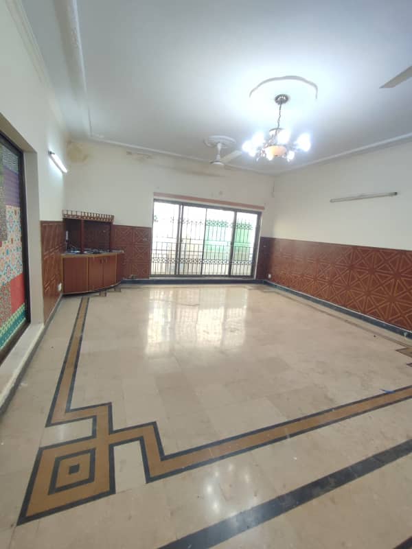 One kinaal upper portion for rent in Cda sector 2