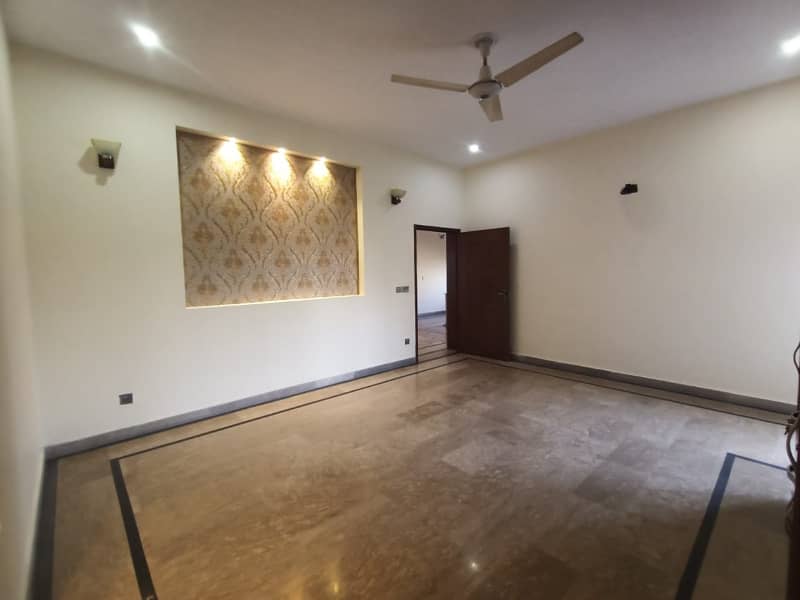 20 Marla Beautiful Upper Portion For Rent Prime Location 8