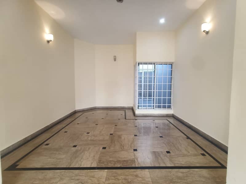 20 Marla Beautiful Upper Portion For Rent Prime Location 13