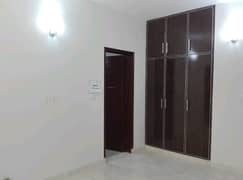 10 Marla Flat In Askari 10 Is Available For rent