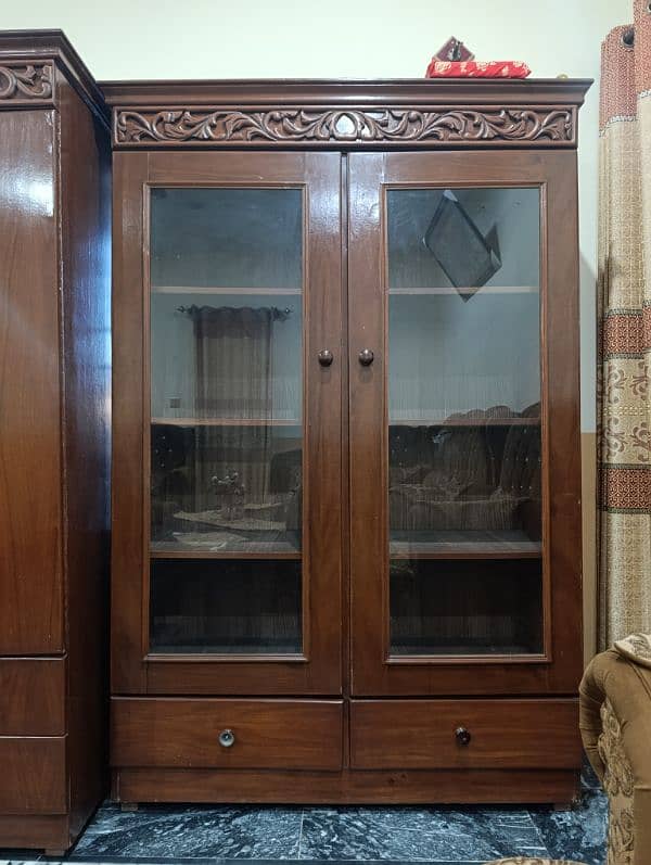 "2 Elegant Alhamri Furniture for Sale" 2