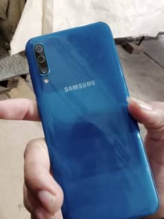 samsung a50. . . 03020067572