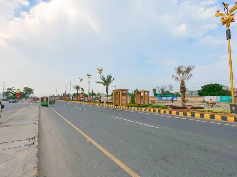 Find Your Ideal Prime Location Residential Plot In Lahore Under Rs. 17000000 2