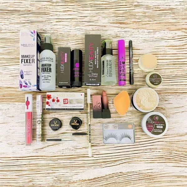 Ultimate 15 in 1 Makeup Deal. 0