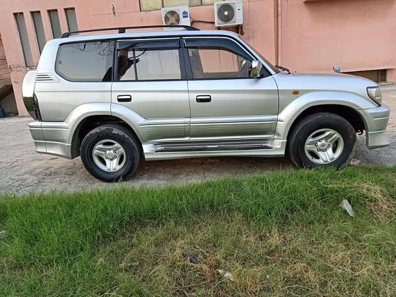 Toyota Prado 2000 3