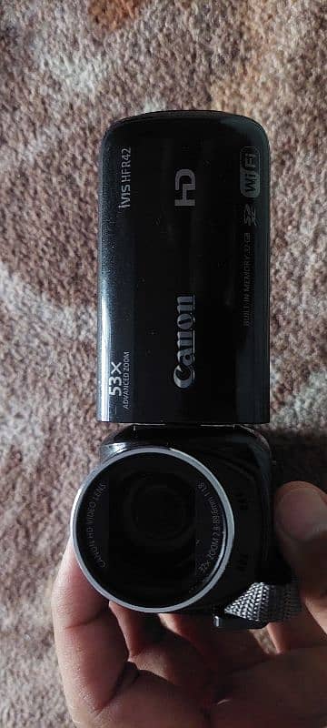 Canon HF R42 Advanced Zoom 53X 2