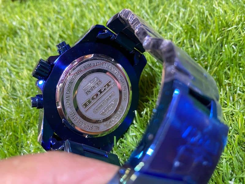 Invicta original 12