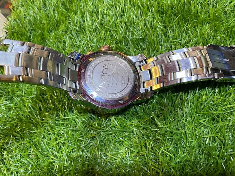 Invicta original 16