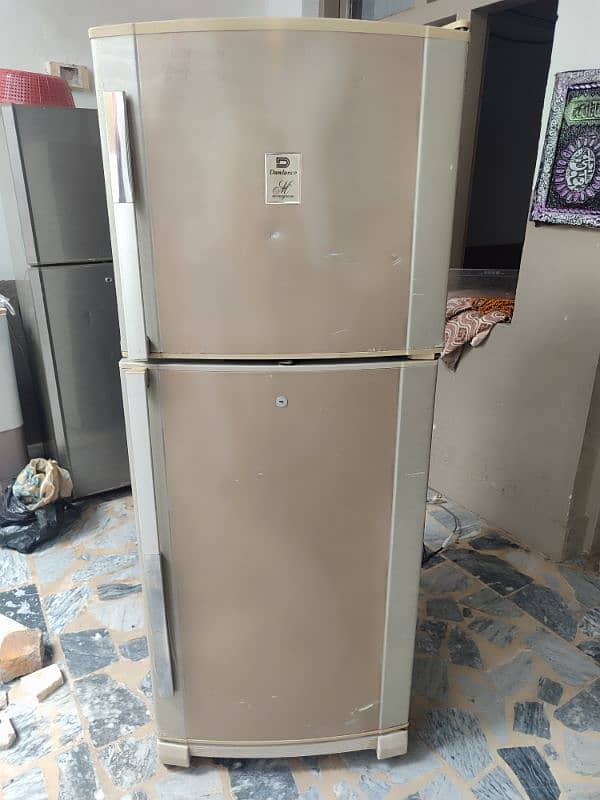 Dawlance 2 door fridge 0