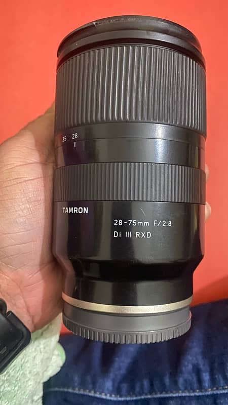 Tamron 28-75mm f/2.8 Di III RXD Lens for Sony 3