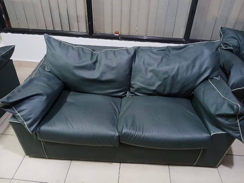 4 seater sofa set! 3