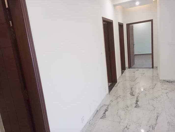 4 Bed Beautiful Apt Available for Sale in Askari 11 Lahore 9