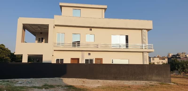 BRAND NEW HOUSE FOR SALE 0