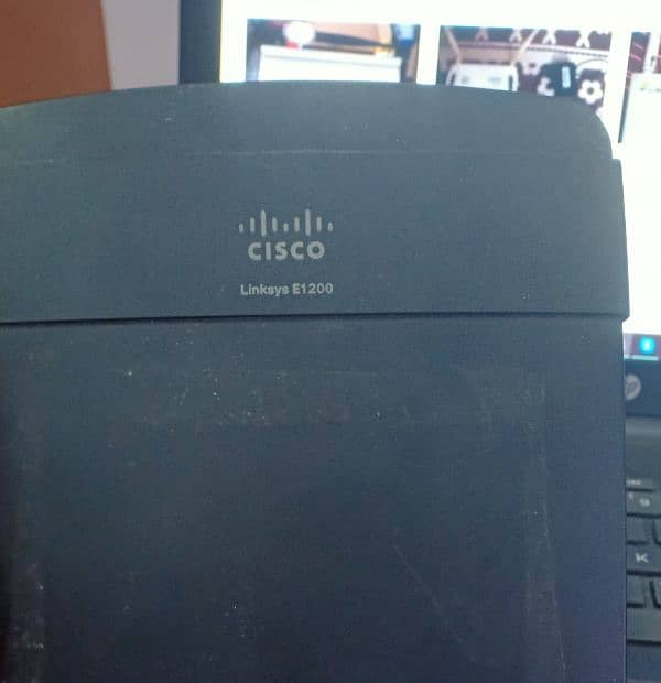 Cisco Router E1200 0