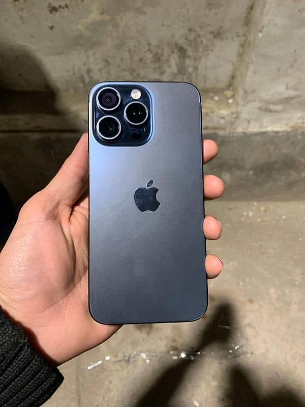 Iphone 15 pro max 256gb 0