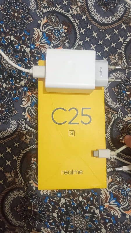 realme C25s 1