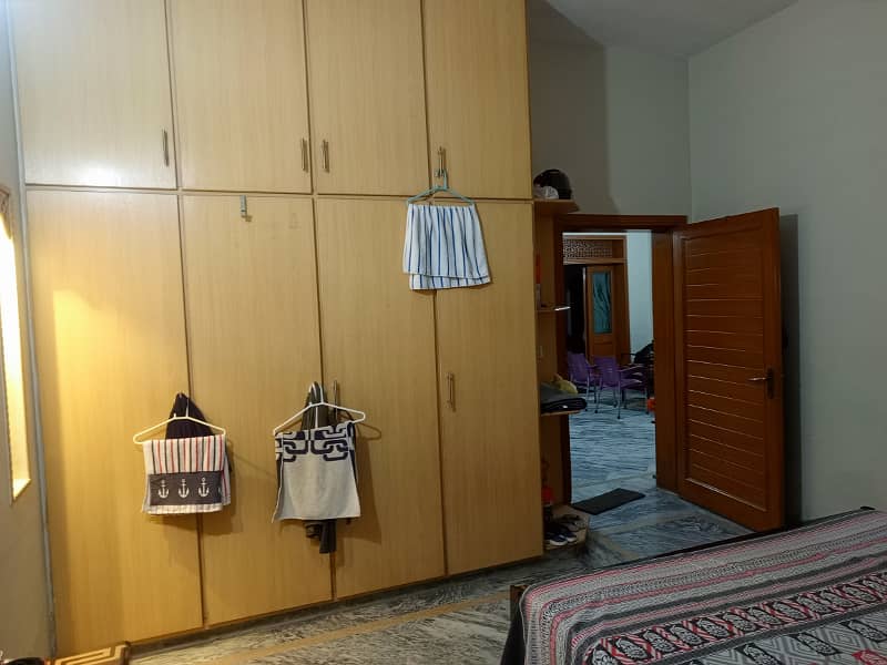 8 Marla beautiful lower portion for rent at the prime location of Johar Town 4