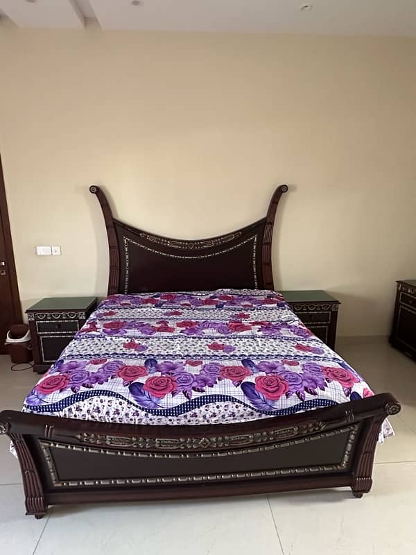 King Size Modern Bed with two Side tables and dressing table 1