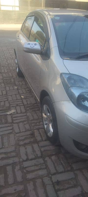 Toyota Vitz 2008 3