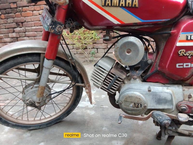 Old Yamaha Bike for Sale 5