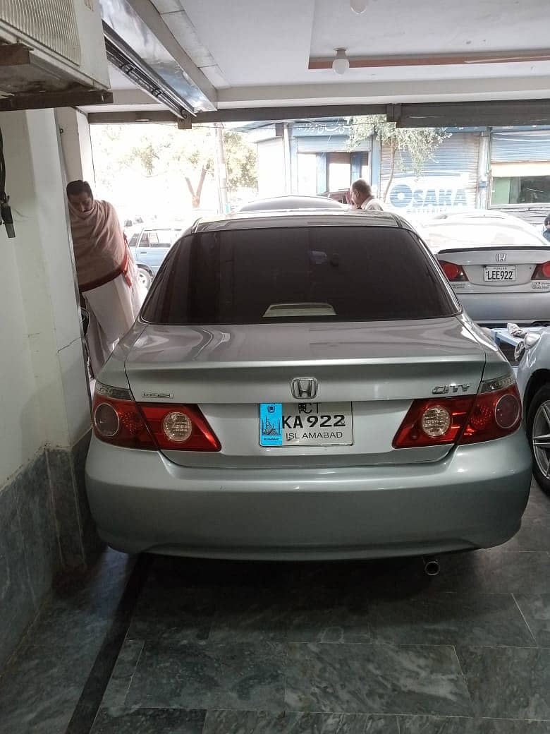 Honda City i-DSI 8