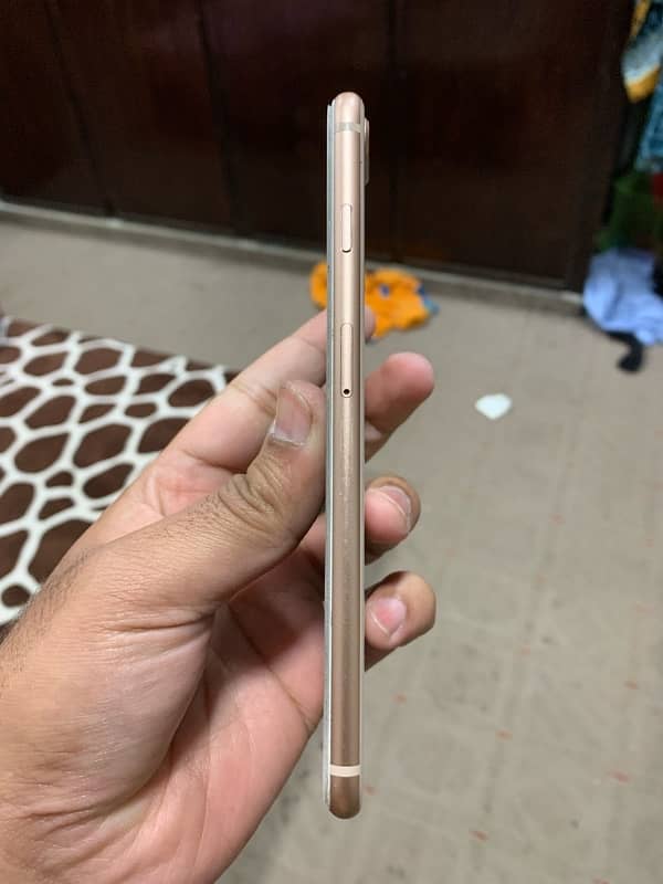 Iphone 8Plus 64 GB jv 3