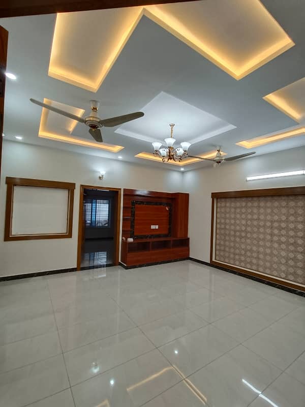 Brand New, 30x60, House for Rent with 5 Bedrooms in G-13, Islamabad 8