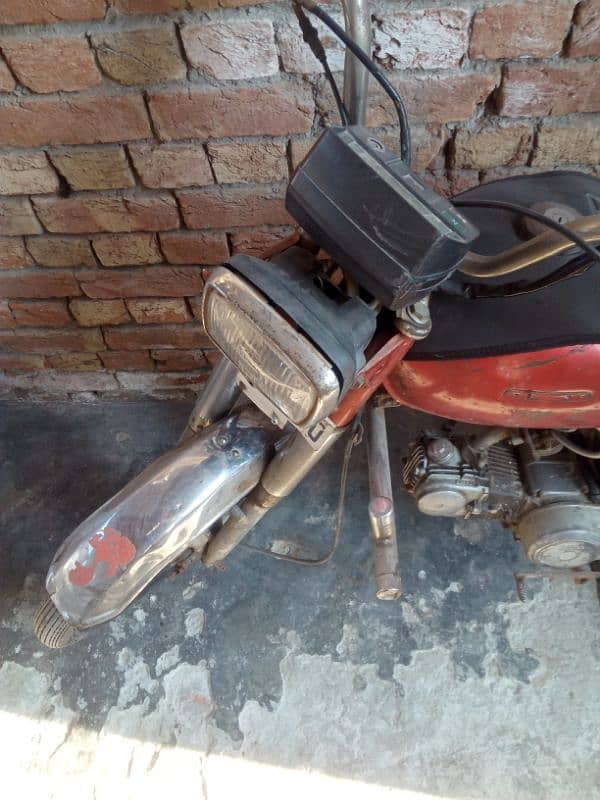 honda 70 bike old model for sale faisalabad 1