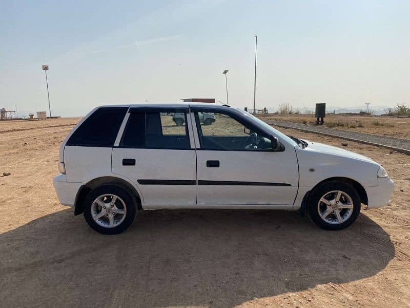 Suzuki Cultus VXR 2015 6